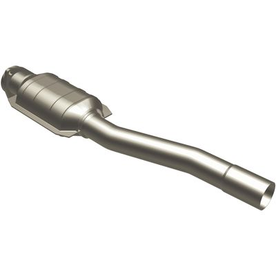 MagnaFlow Exhaust Products Catalytic Converter 23950: Standard Grade, Direct-Fit, For 1989-1991 Volvo 780 (EPA Compliant)