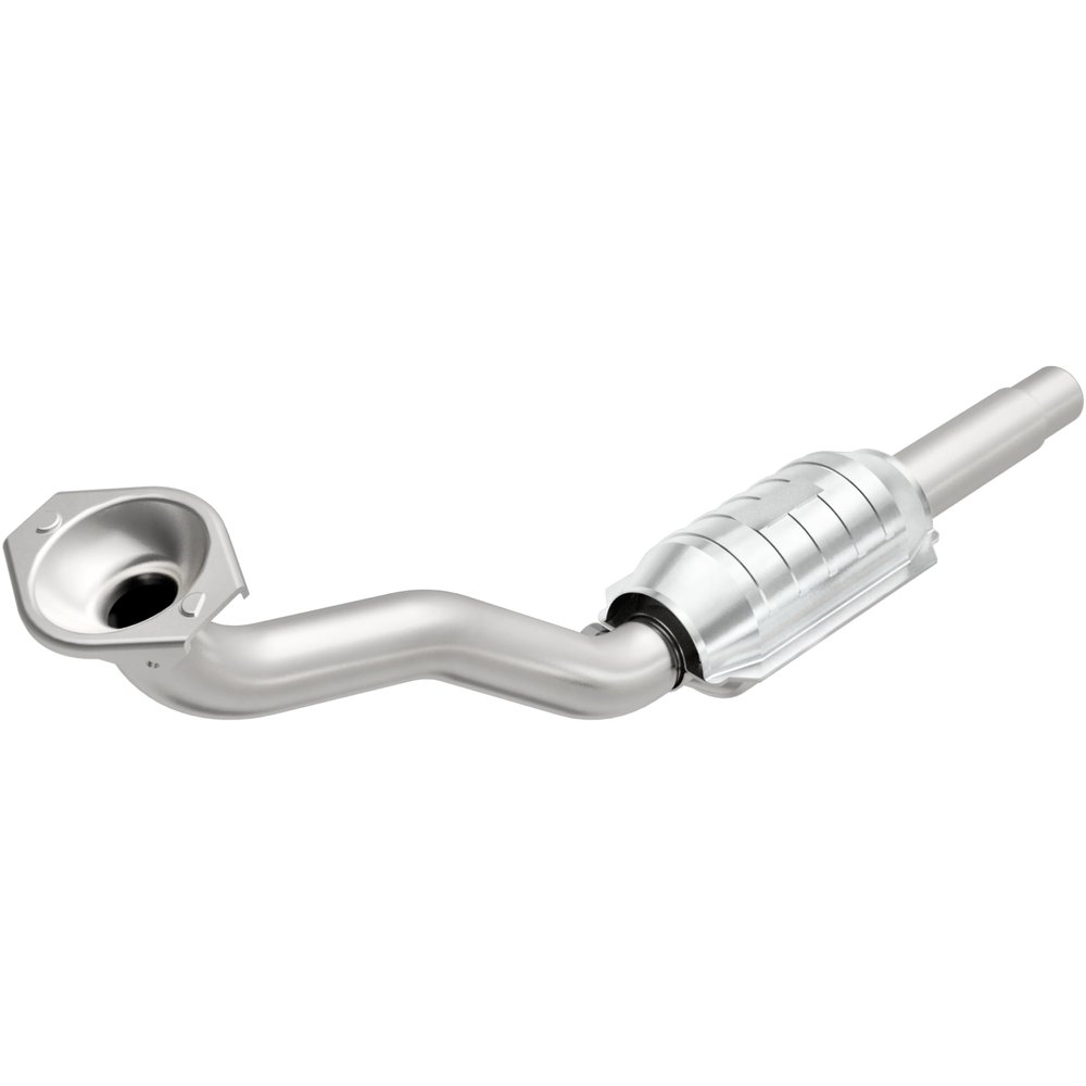 MagnaFlow Catalytic Converter 22923: Standard Grade, Direct-Fit (Federal/EPA Compliant)