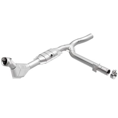 MagnaFlow Catalytic Converter 93395: HM Grade, Direct-Fit (Federal/EPA Compliant)