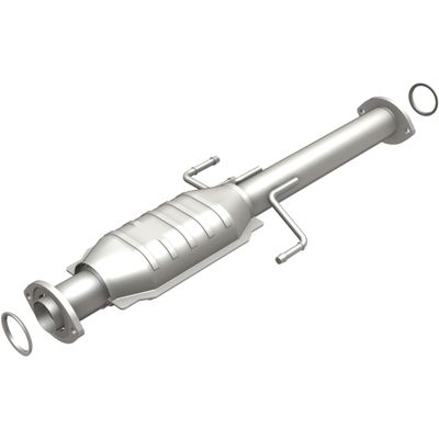 MagnaFlow Catalytic Converter 23770: HM Grade, Direct-Fit, For 2000-2004 Toyota Tacoma (EPA Compliant)