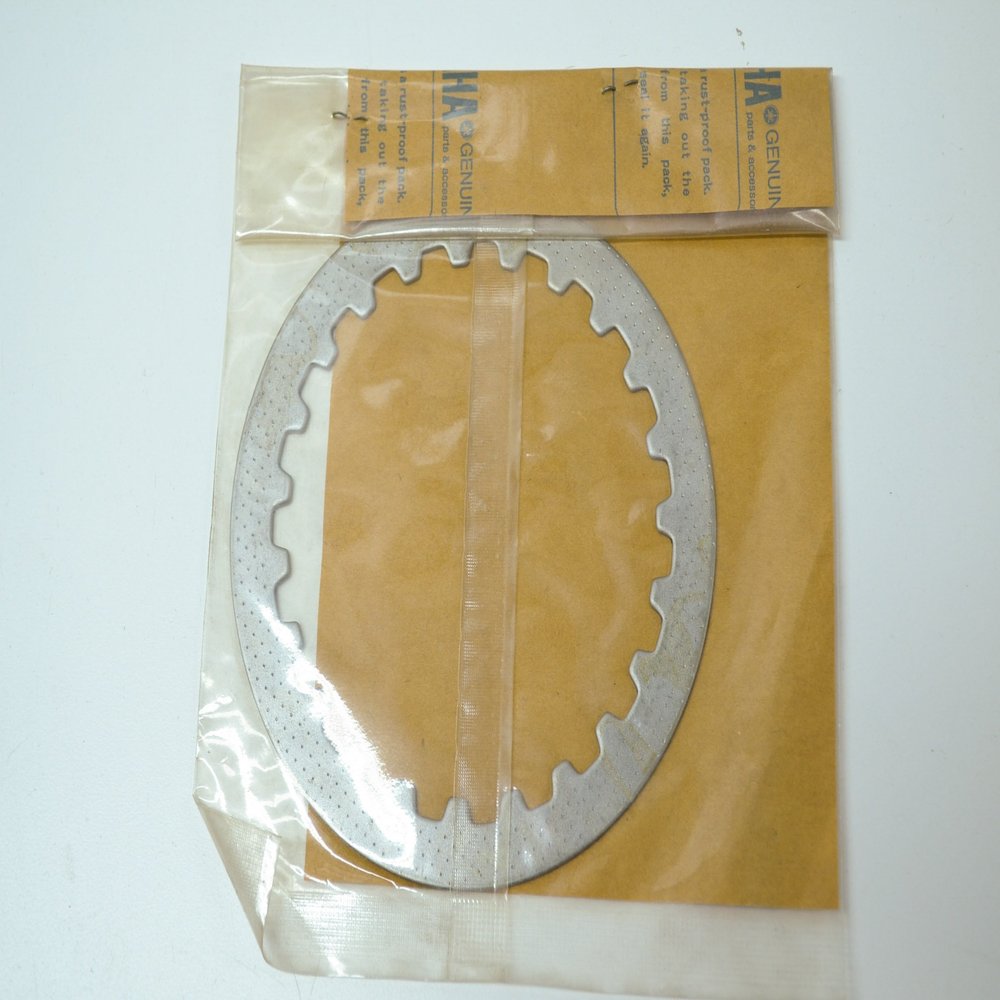 Yamaha 598-16324-00-00 Plate, Clutch 1; New # 1V1-16324-00-00 Made by Yamaha