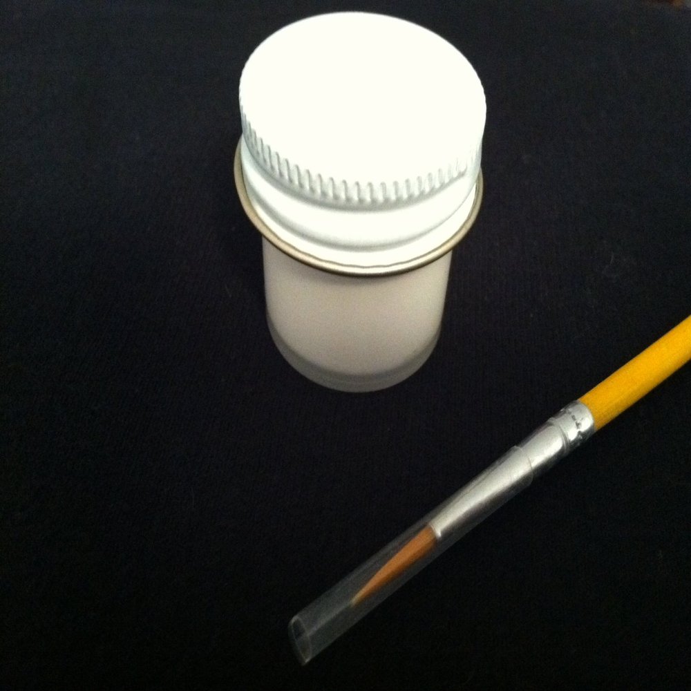 Nissan Xterra QM1 Cloud White Professional Touch Up Paint Kit