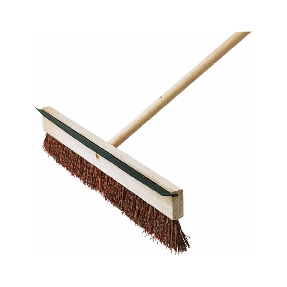 DQB 22769 Driveway Applicator Exterior