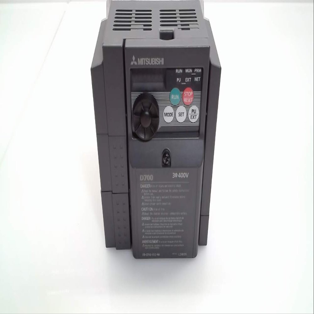MITSUBISHI FR-D740-012-NA 1.2 AMP, 1/2 HP, 400 V, FR-D700 Series, Inverter Drive, Three-Phase, US/CA/MX Specification