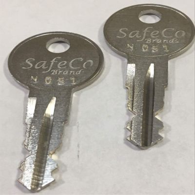Ilco 2 Cut Keys for Thule Roof Rack Lock Ski Rack Bicycle Hauler Kayak Carrier Boat. for Locks Stamped from N151 to N200 Just Check Your Locks and Match Your Number. (N186)
