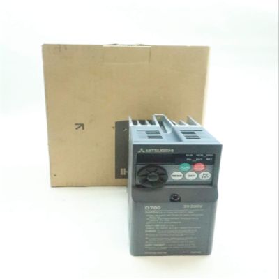 MITSUBISHI FR-D720-042-NA 0.2-400 HZ, 1 HP, 220/230 VAC, 4.2 AMP, FR-D700 Series, Inverter Drive, Three-Phase, US/CA/MX Specification