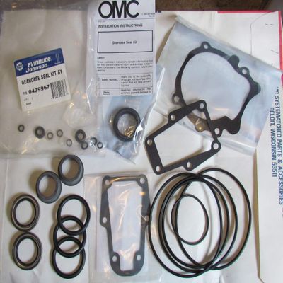 Evinrude Johnson Gearcase Seal Kit Ay P/N 0439967, 439967