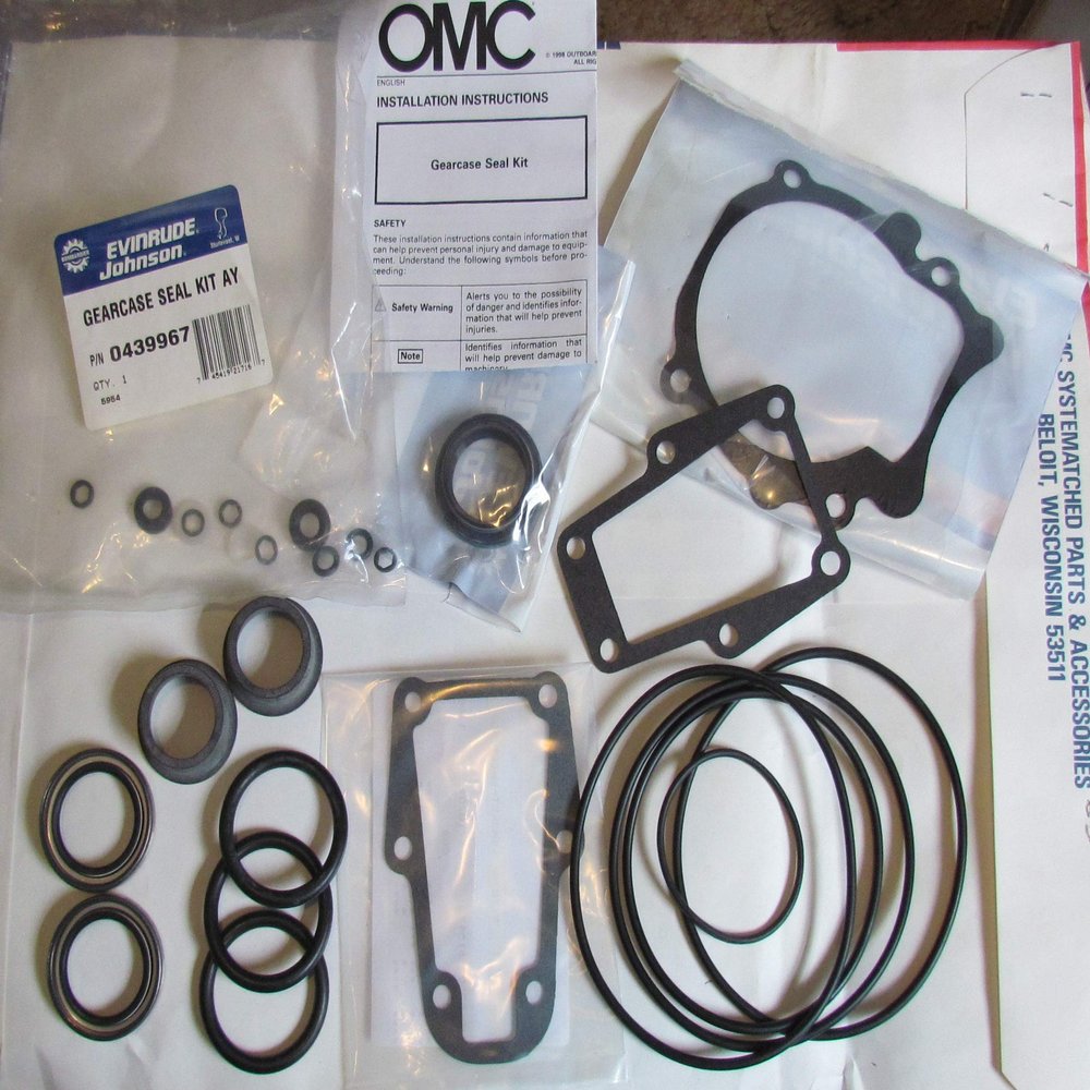 Evinrude Johnson Gearcase Seal Kit Ay P/N 0439967, 439967