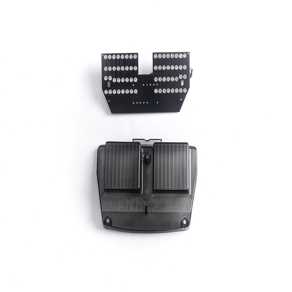 TP Motorcycle Sequential LED Brake Tail Light Smoke Lens with Integrated Turn Signal Fit For Ducati Superbike 1994 916,99-01 996,2001 996S/996R,748S/748E,02-03 748, 01-02 748R,2002 998/998S/998R