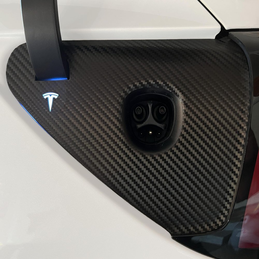 Custom Cut Graphics Charge Port Wrap for Tesla Model 3/Y (2017 to 2020.5), Gen 1.0 - Centered to Hinge (Carbon Fiber Black)