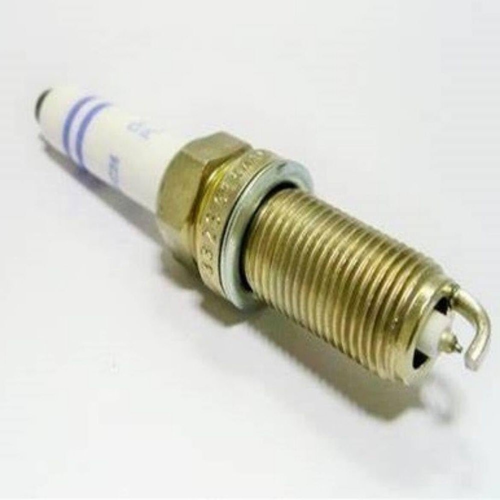 PGMTDEFXJO Spark Plug 241245673