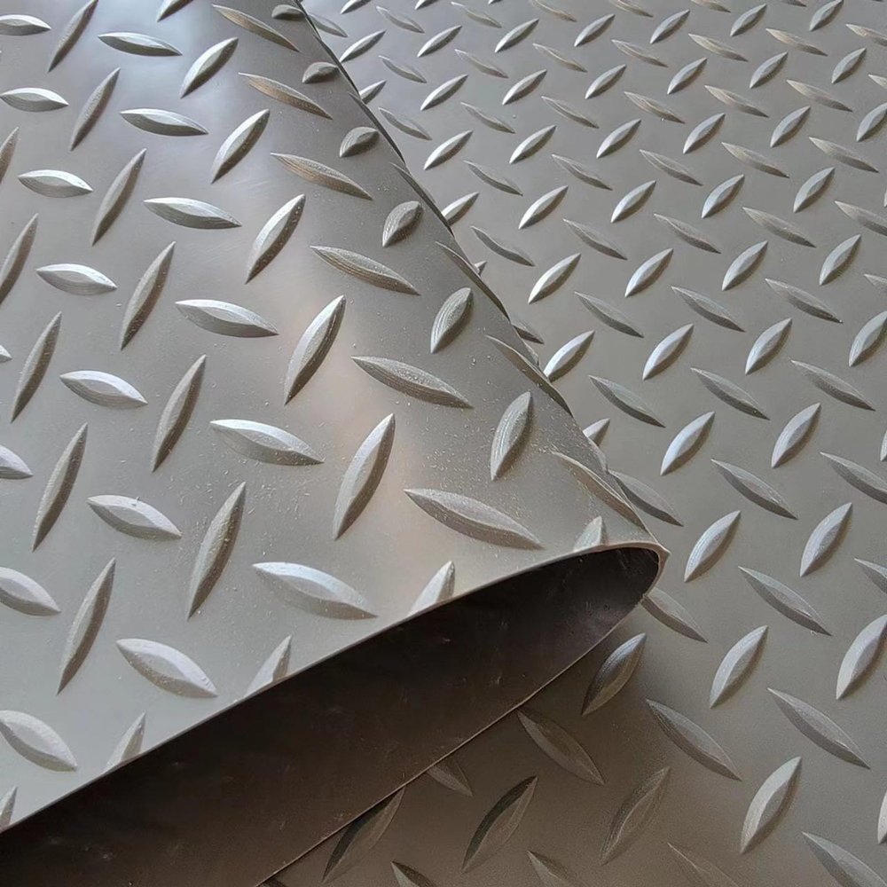 1.5mm Thickness Rubber Garage Floor Mat, Water/Stain Resistant PVC Garage Mats, Floor PVC Rubber Non-Slip Floor Mats for Garage Warehouse Gyms,0.56m