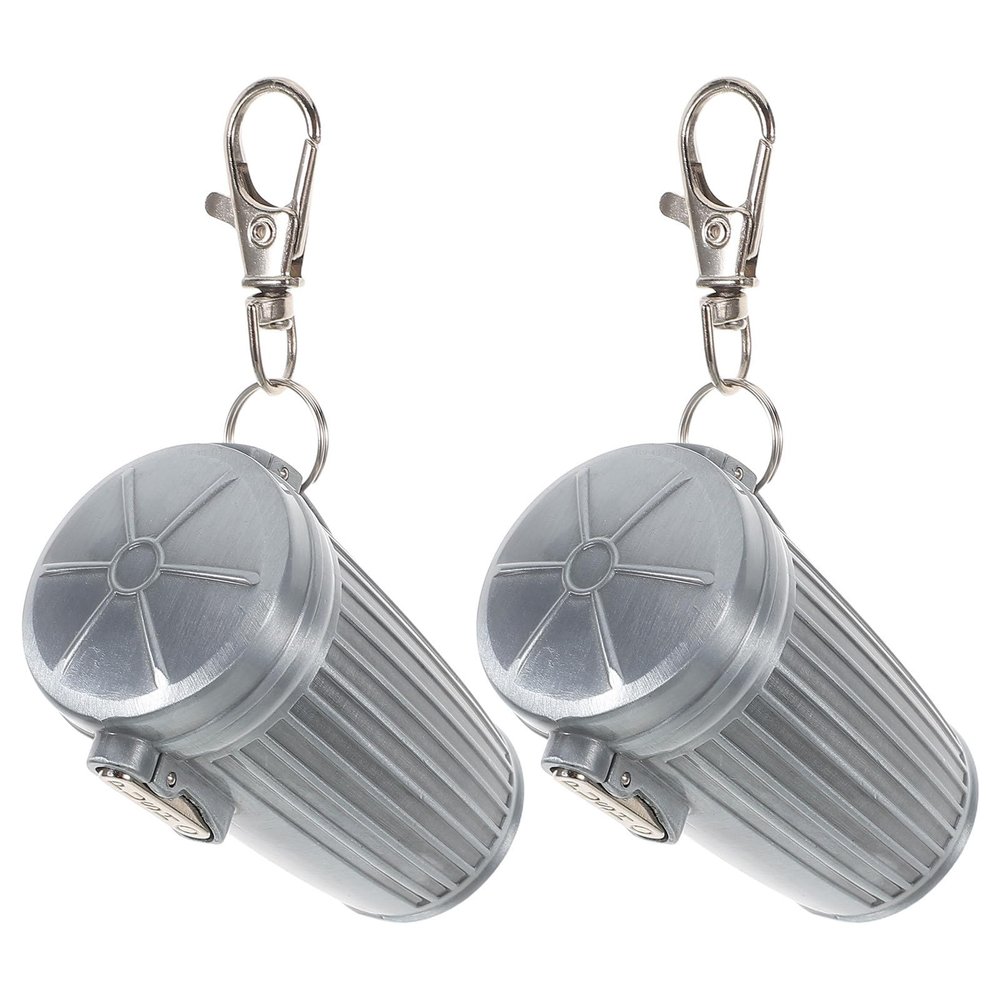 Garneck 2pcs Portable Metal Ashtrays with Lid Keychain Compact Outdoor Car Smokers Ash Holder Travel Mini Pocket Ash Organizer for Camping and Vehicle Use