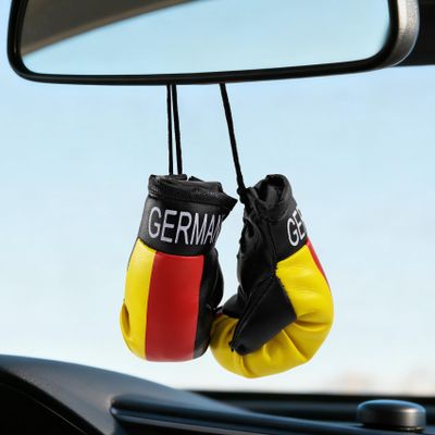 Surosha 1 Pair Mini Boxing Gloves for Car Mirror, Rear View Mirror Accessories, Auto Mirror Hanging Gloves with Flag Pattern, Auto Decor Charm Universal for SUV Caravan Pickup (Germany)