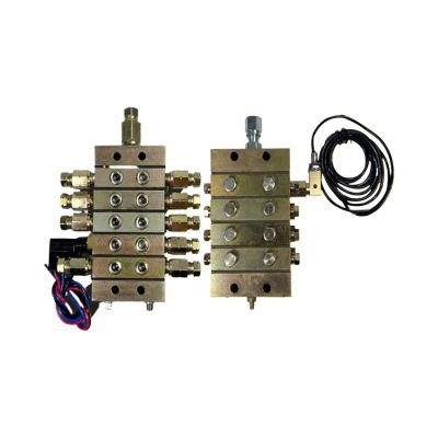 1pcs 2000/1000 Type Type Oil Separator Distribution Valve(2000 1in17out+Switch)