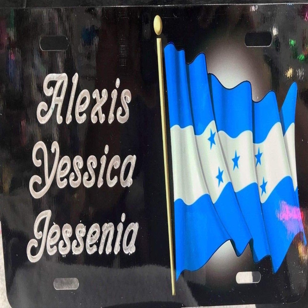 MIRROR MANIA Honduras Flag Personalized Custom License Vanity Plate Free Engraved Auto Car Tag Honduras Country Flag License Plate Designed and Custom Made